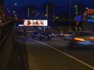 lighthouse_LED_screen_in_london.jpg lighthouse_LED_screen_in_london.jpg